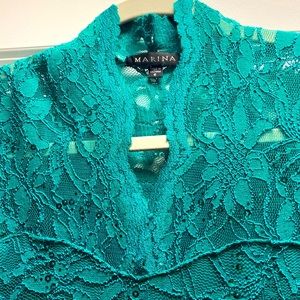 Marina dress in green lace sequin